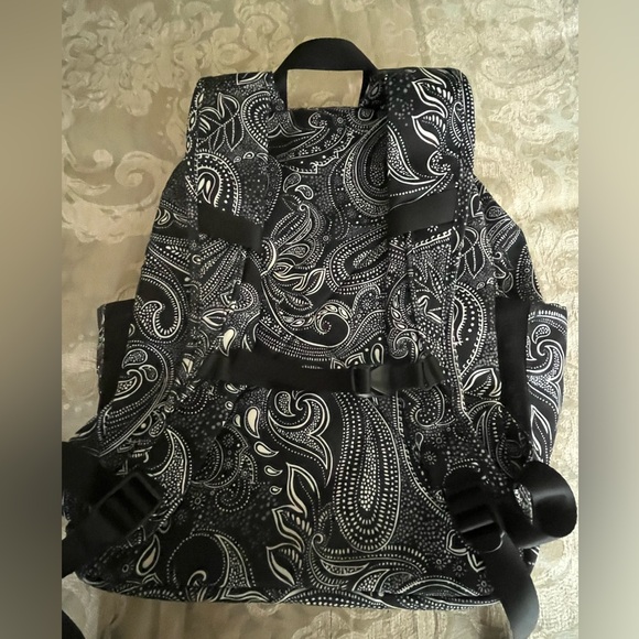 VERA BRADLEY BACKPACK - Picture 3 of 12